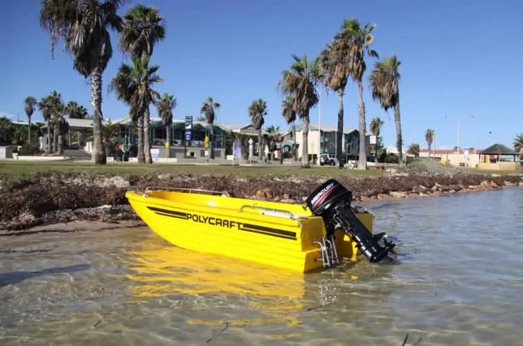 shark-bay-boat-hire-boat-bay-bee Small Boat rental hire